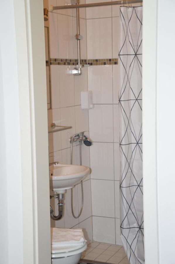 Hotel Colonia Luaran gambar