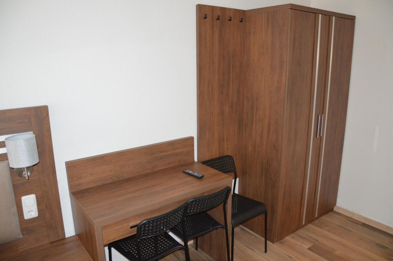 Hotel Colonia Luaran gambar